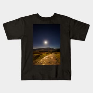 Fan Fawr from Pont ar Daf Footpath, Brecon Beacons National Park, Wales Kids T-Shirt